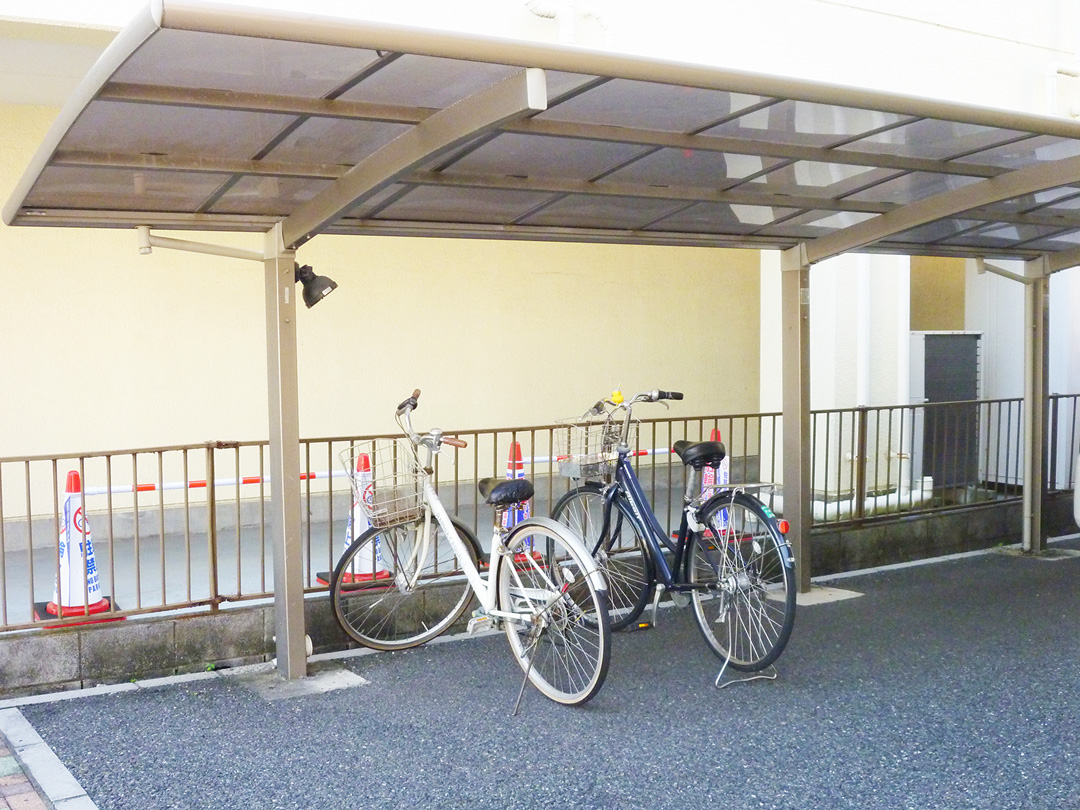 【駐輪場】多くの生徒が自転車で通塾中